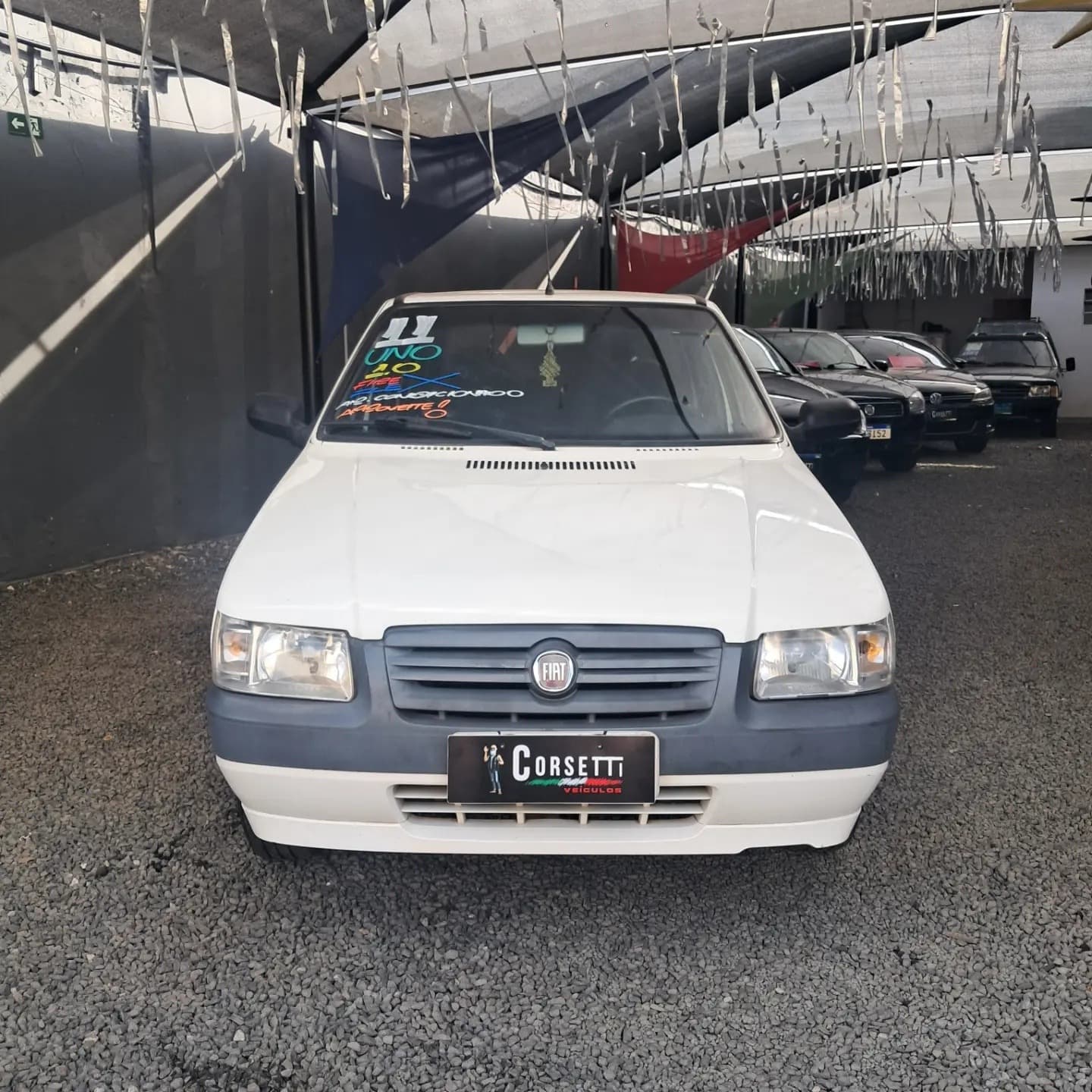 Fiat Uno Mille Economy 1.0 Fire Flex 8V 4p 2011 — foto 2